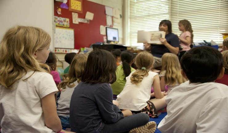 bambini a lezione