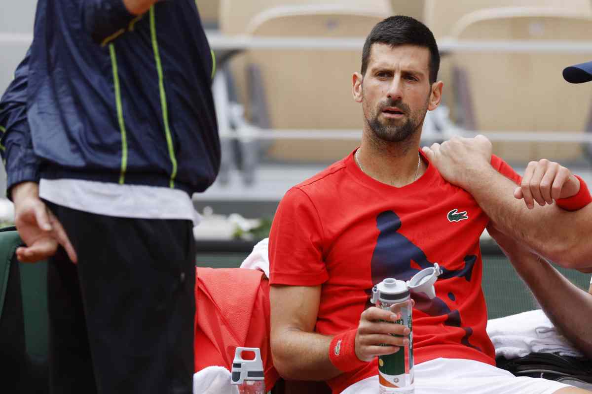 Djokovic scatena il caos, polemiche a Parigi