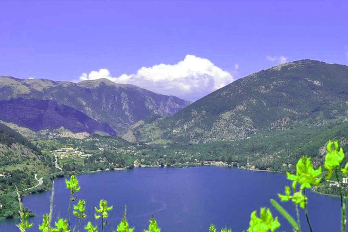 Abruzzo lago di Scanno